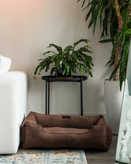 Chester & Lee | Milk Chocolate Sleeper Dog Bed